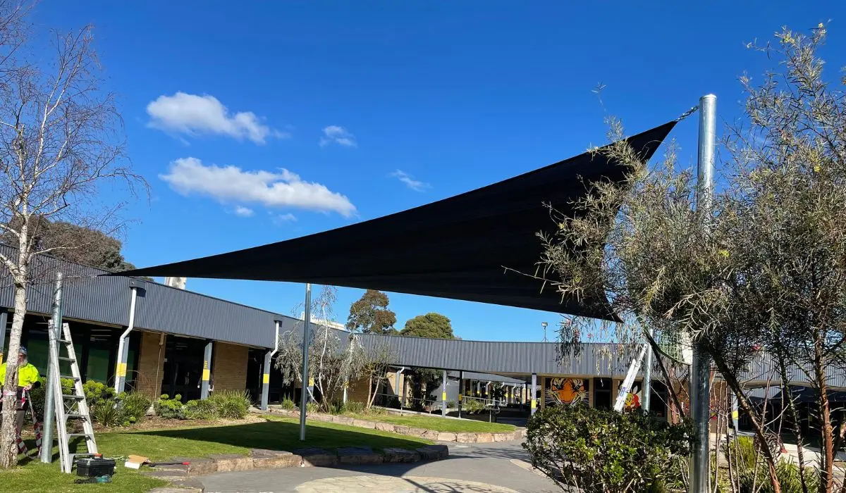 Read more about the article The Ultimate Guide to Shade Sails in Melbourne: Cost, Materials & Installation