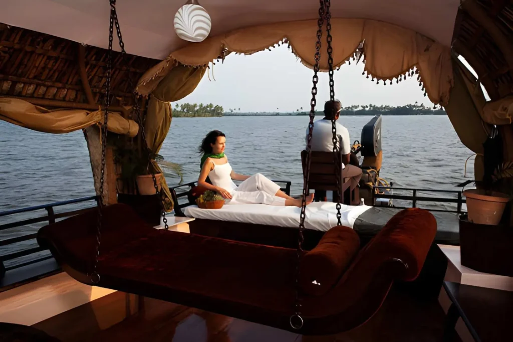 Complete Travel Checklist for a Memorable Kerala Honeymoon Trip