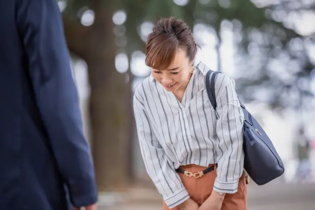What Does ‘Yoroshiku Onegaishimasu’ Actually Mean?